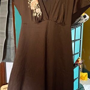 Vintage Brown Floral Embroidered V-Neck Dress
